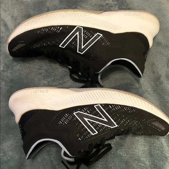 New Balance tennis shoes dynasoft - Picture 6 of 8